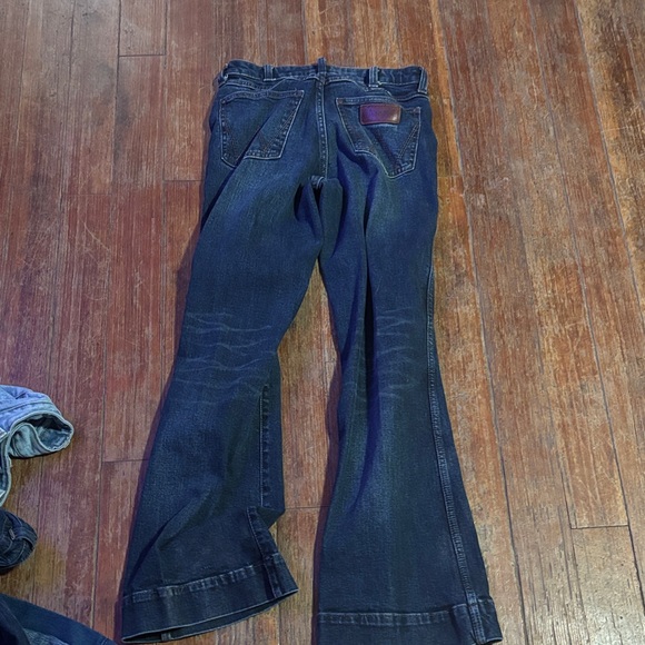 Wrangler Denim - Wrangler Women's Boot Cut Jeans - Dark Blue